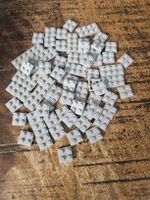 lego 3022 lot de 80 pièces Light Bluish Gray Plate 2 x 2