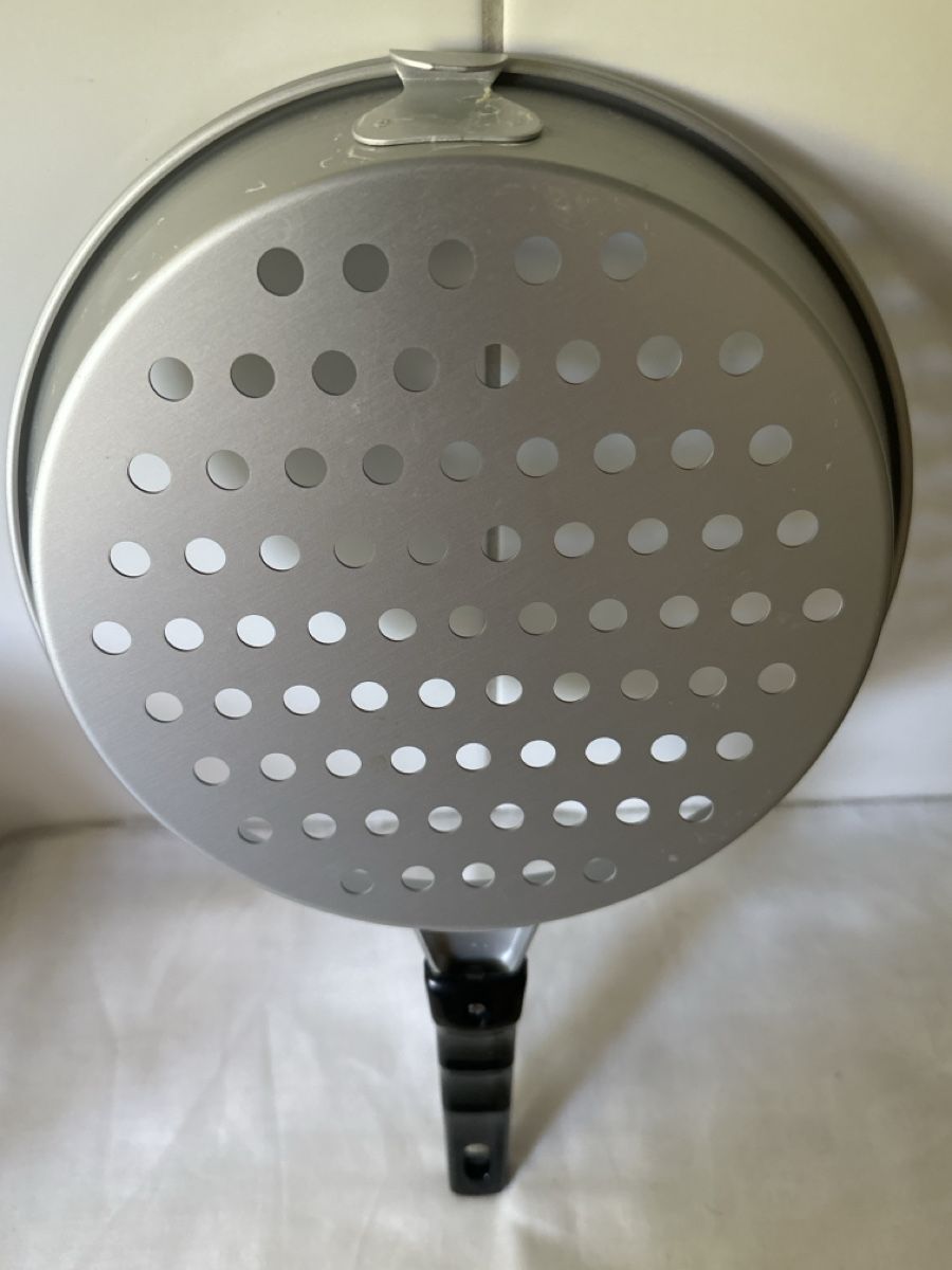 Elettrodomestici da cucina: Spätzli-Sieb Aluminium 22cm Durchmesser gebraucht – Usato da Zürich venduto da Chaeffeler 4
