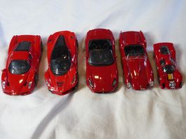 5x Spielzeugauto - alles Ferrari Durango