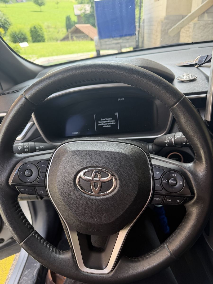 Toyota Automobili: Toyota Corolla Cross Trend – Usato da Kriens venduto da anj_h59f 6