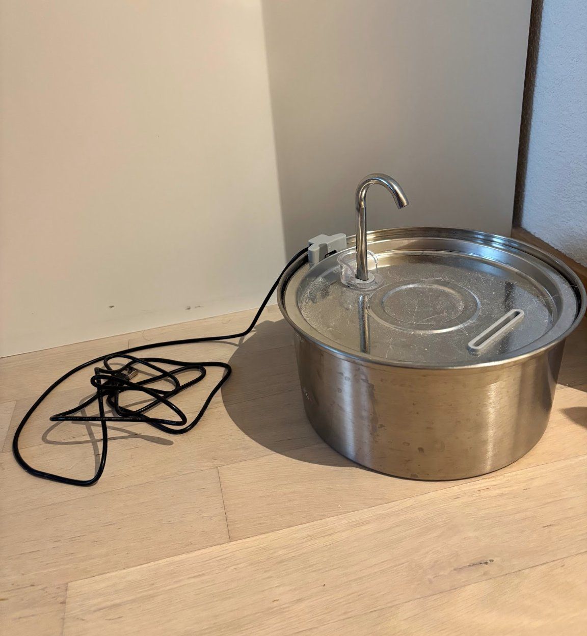 Stagni & Fontane ornamentali: Katzen Trinkbrunnen – Usato da Thalwil venduto da min_8rgc