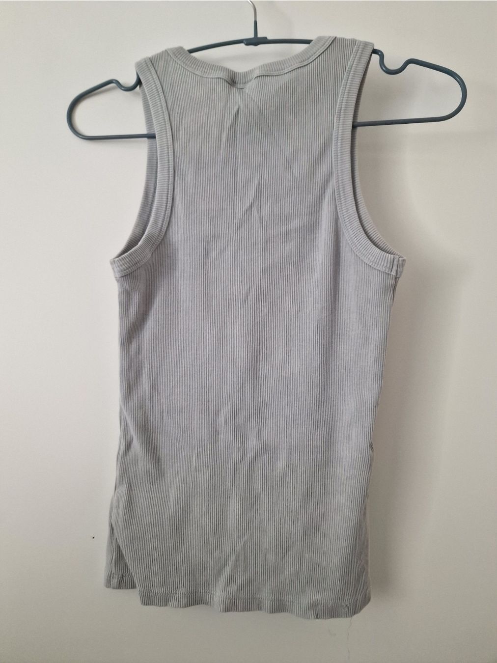 H&M Top: H&M Tank Top, Size S – Nuovo (secondo la descrizione) da Herrenschwanden venduto da dnv_z25w 1