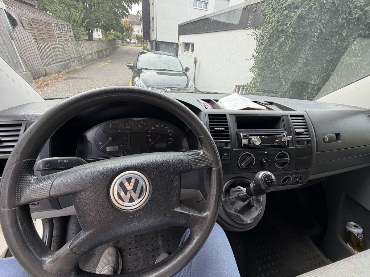 VW Automobili: VW Transporter T5 used condition – Usato da Liestal venduto da ogn_bv52 3