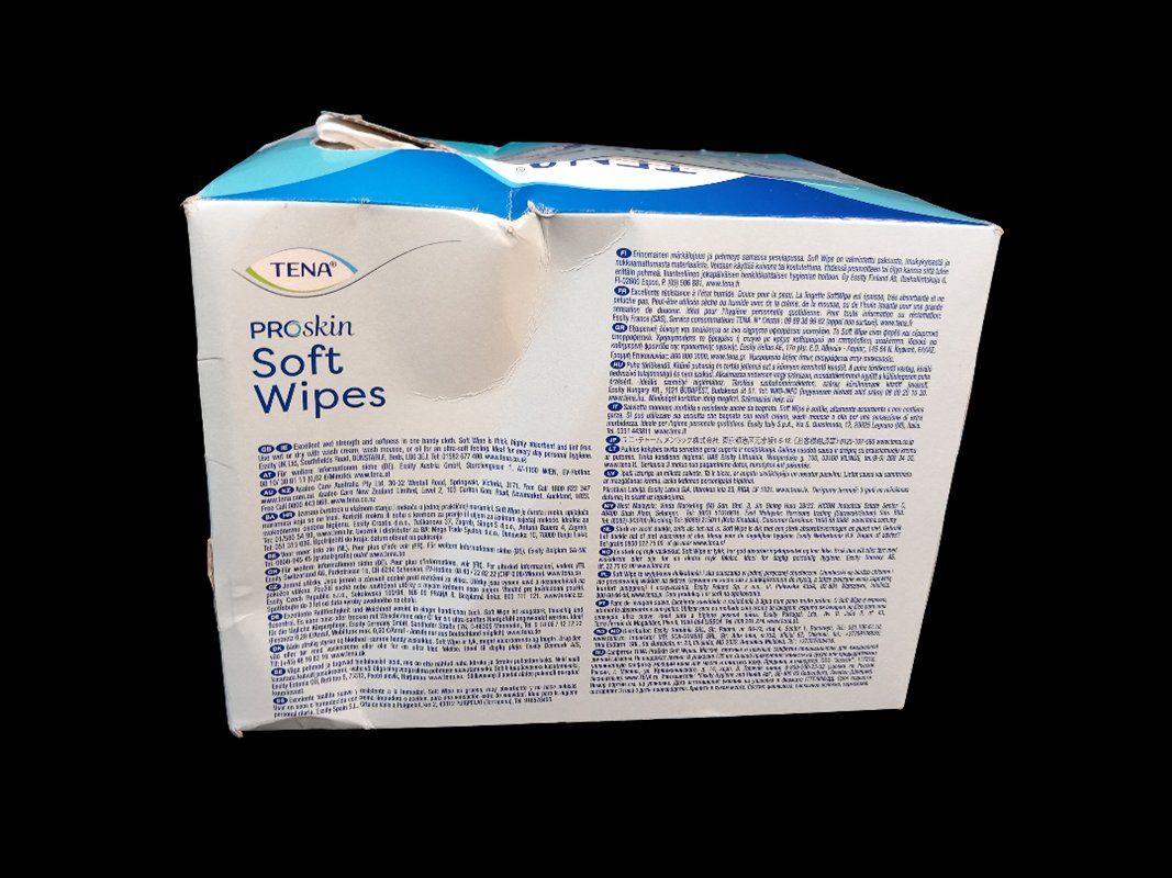 Feuchtigkeitspflege: TENA Soft Wipes – Neu und originalverpackt aus Hünenberg von Restwert_Zug 3