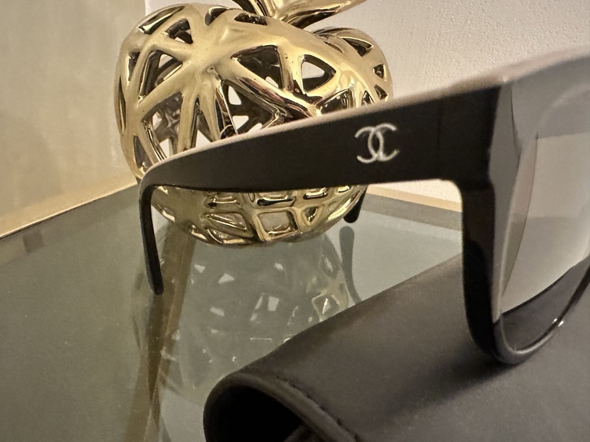 Chanel Brillen & Gläser: Chanel Sonnenbrille – Gebraucht aus Frümsen von Swissline90 5