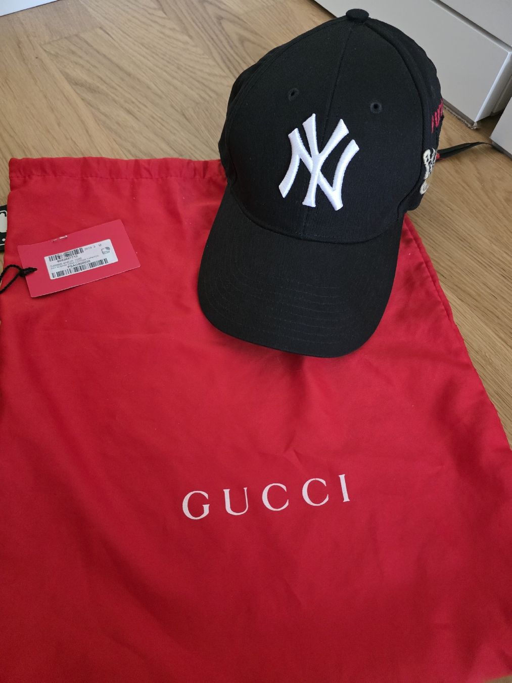 Gucci Copricapi, berretti & cappellini: Gucci NY Baseballcap (2019 black) – Nuovo (secondo la descrizione) da Biel/Bienne venduto da FaLy99 1