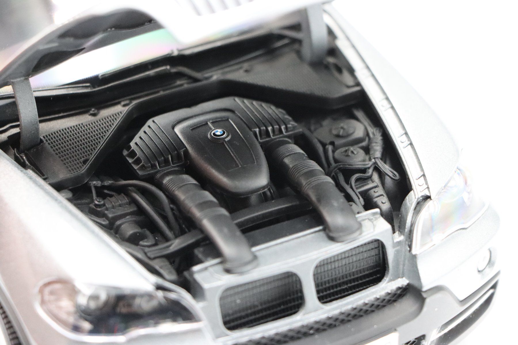 BMW Modellautos: BMW X5 4.8i 2007 1:18 Kyosho – Neu und originalverpackt aus Bühl b.Aarberg von modelldiecast 9