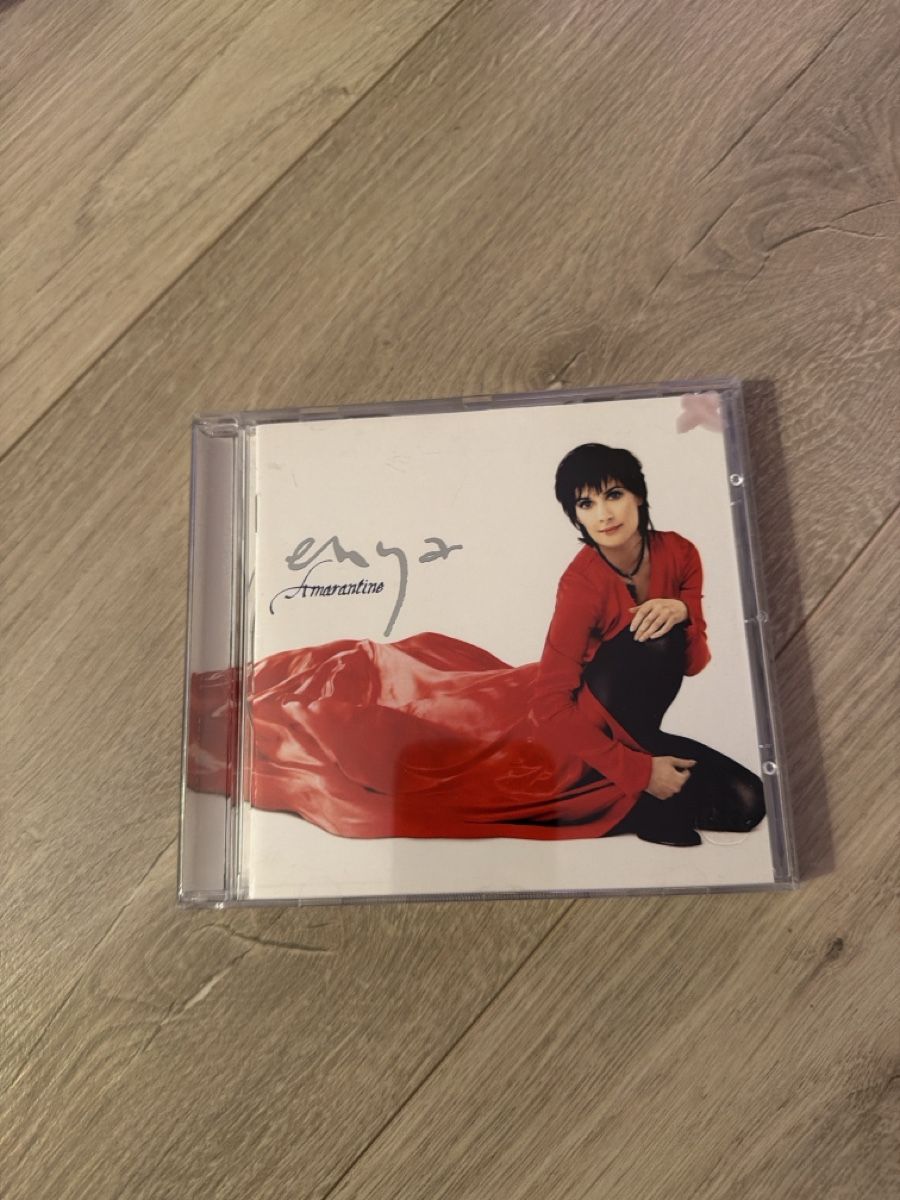 CD: Enya - Amarantine CD Album – Usato da Oberrohrdorf venduto da Mariann79
