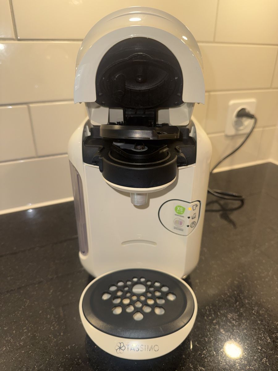 Bosch Macchine per caffè & Macchine per espresso: Bosch Tassimo Vivy 2 – Usato da Zürich venduto da Koller.S