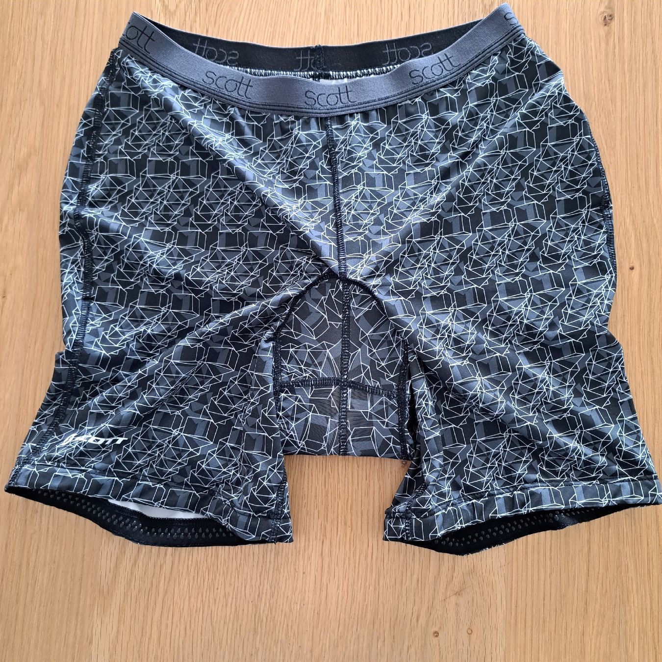 Scott Pantaloni: Radlerhose Scott Damen Gr.S – Nuovo (secondo la descrizione) da Steinen venduto da kelli13