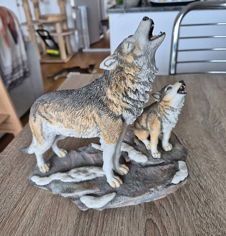 Figurines: Wölfe Dekofigur zu verkaufen – D'occasion à Studen Be par AnEu