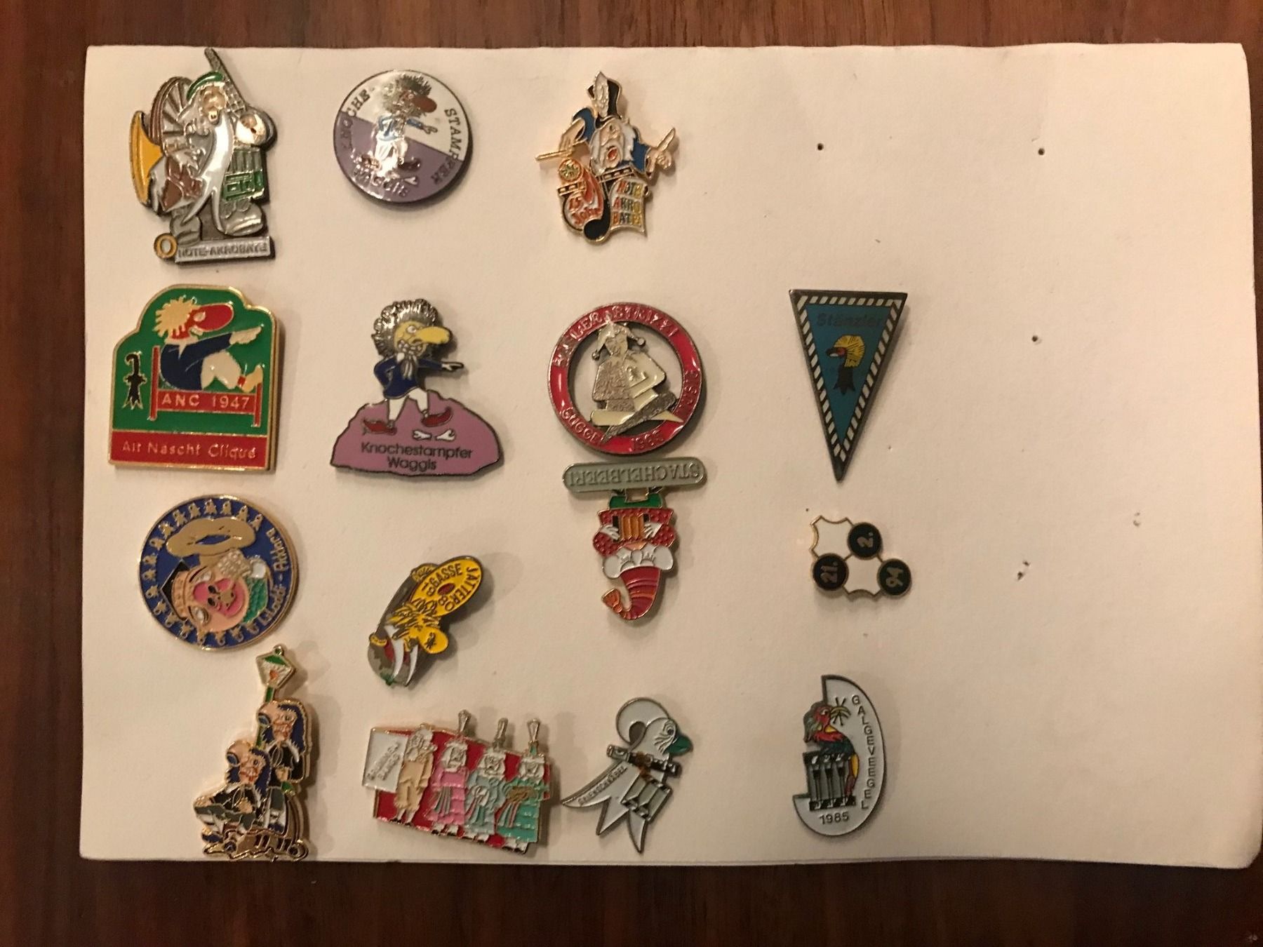 Basler Plaketten & Abzeichen: 15 PIN Basler Fasnacht – Neu (gemäss Beschreibung) aus Emmenbrücke von DanielStulz62