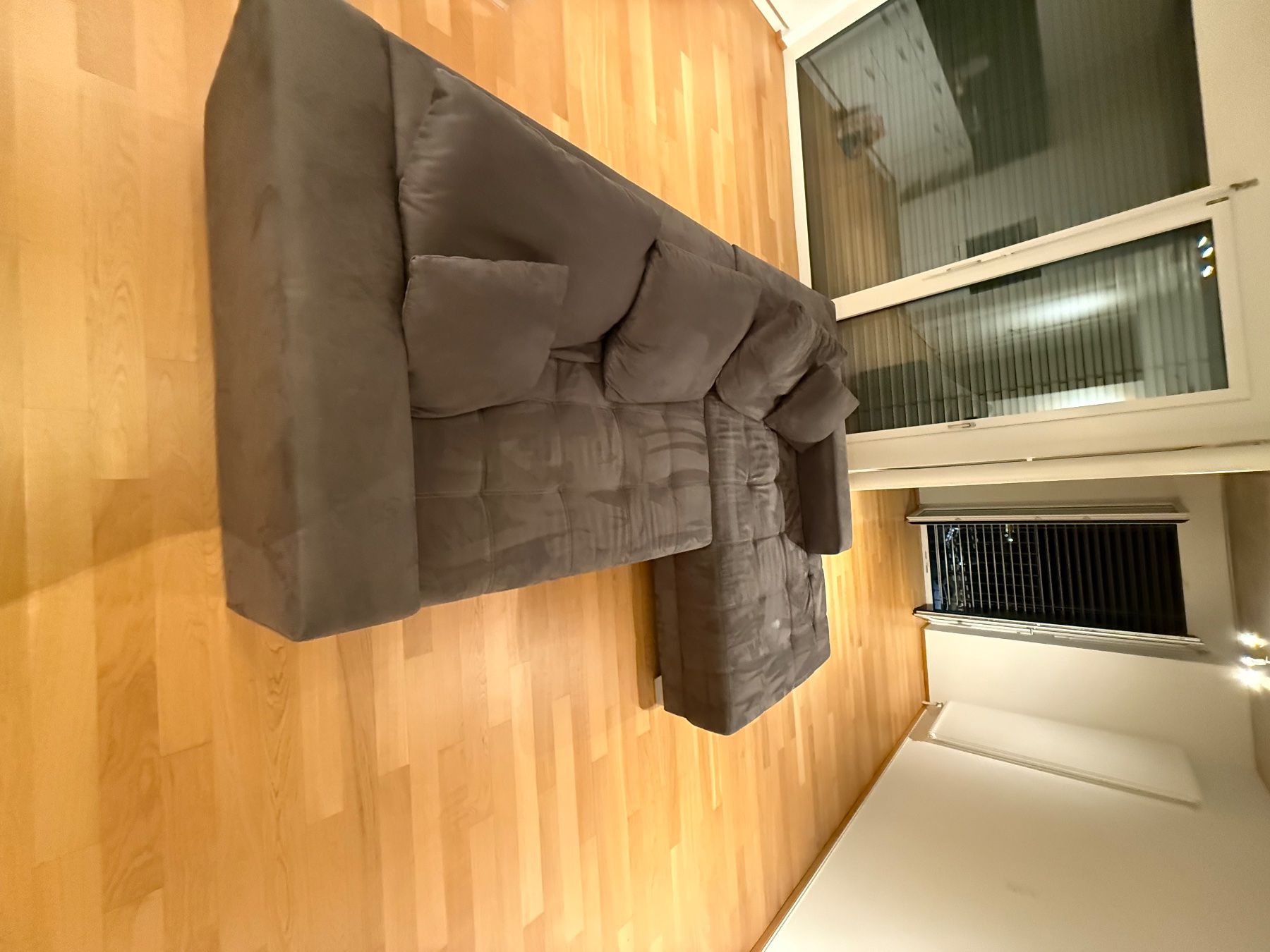 Divani: Braunes Sofa mit elektrischer Vorziehfunktion – Usato da Urdorf venduto da djadin96 9
