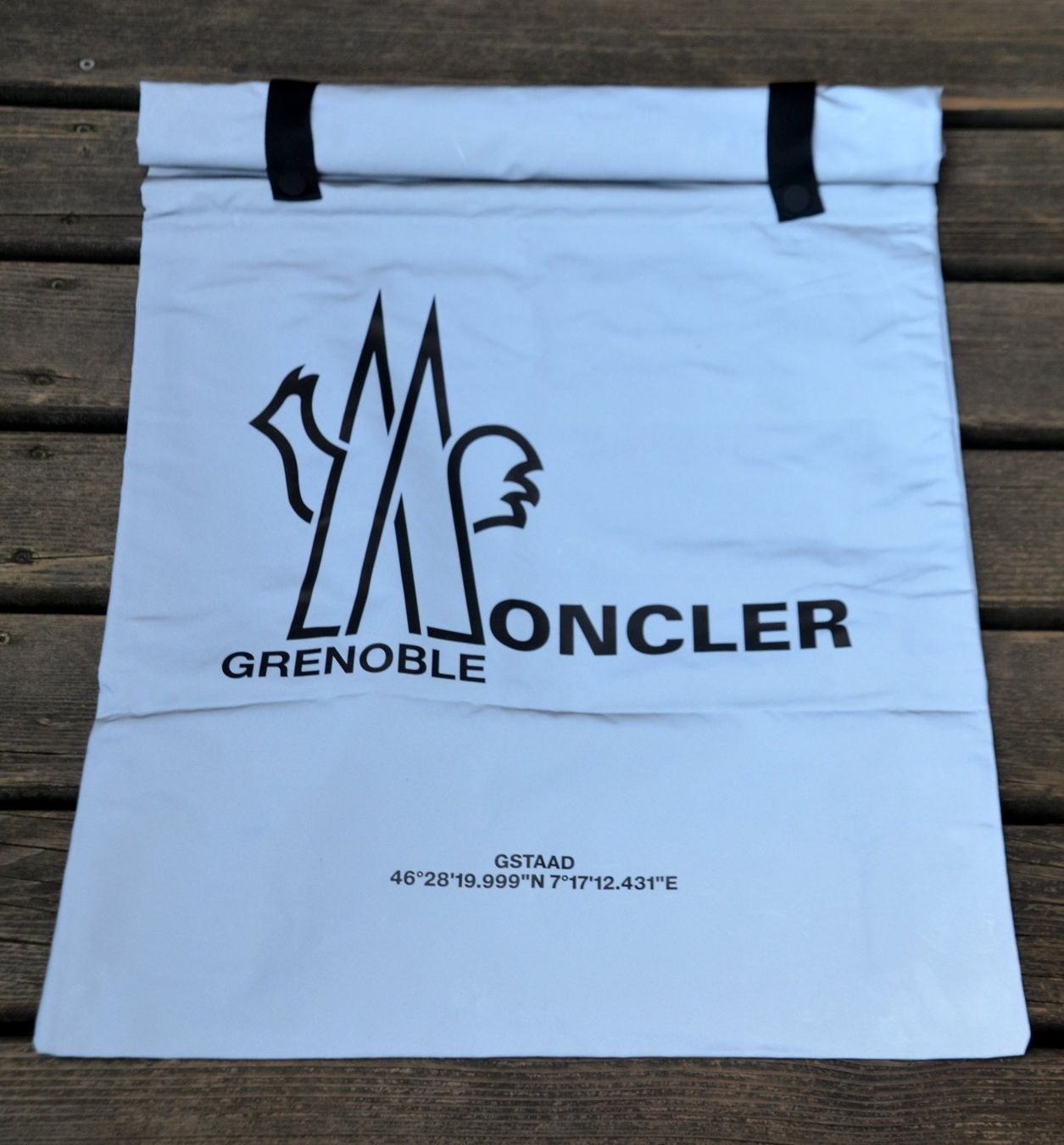 Moncler Zaini: Moncler retroreflektierend Rucksack /  sac à dos – Usato da Collonges venduto da arashee 7