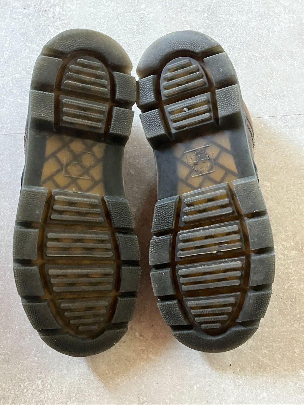 Herrenschuhe: Dr Martens Boots / Halbschuhe Gr. 44 – Gebraucht aus Romanshorn von SnMy 2