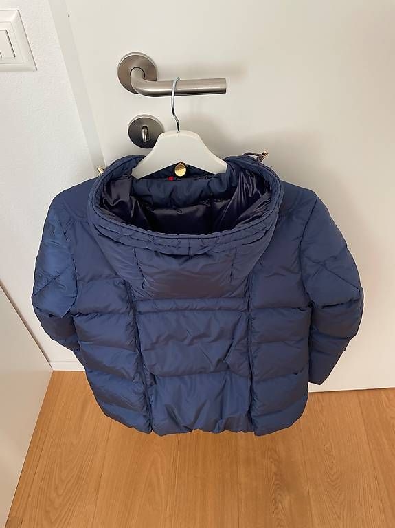 Moncler Giacche: Moncler Daunenjacke – Usato da Zürich venduto da maggie197 3