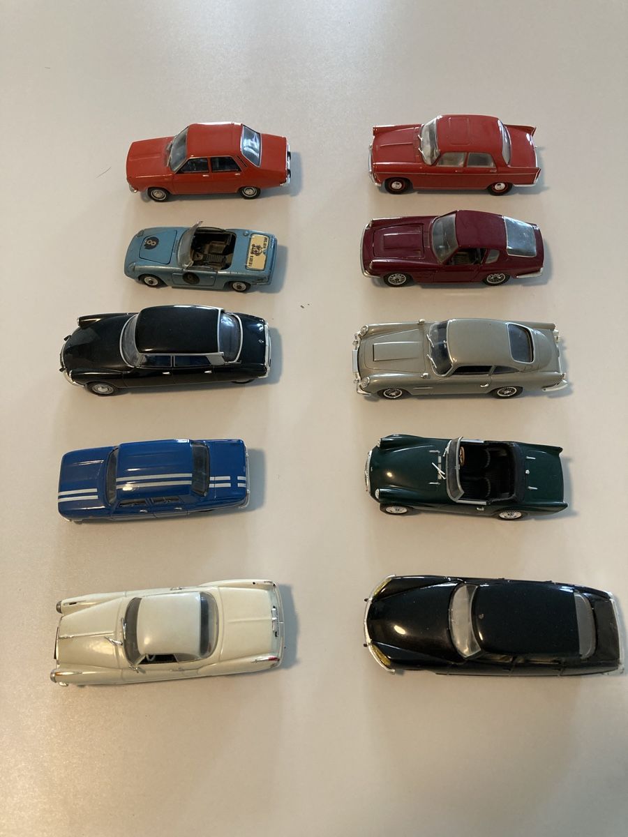 Voitures modèles: Voiture – D'occasion à Poliez-Pittet par dav_h8tl