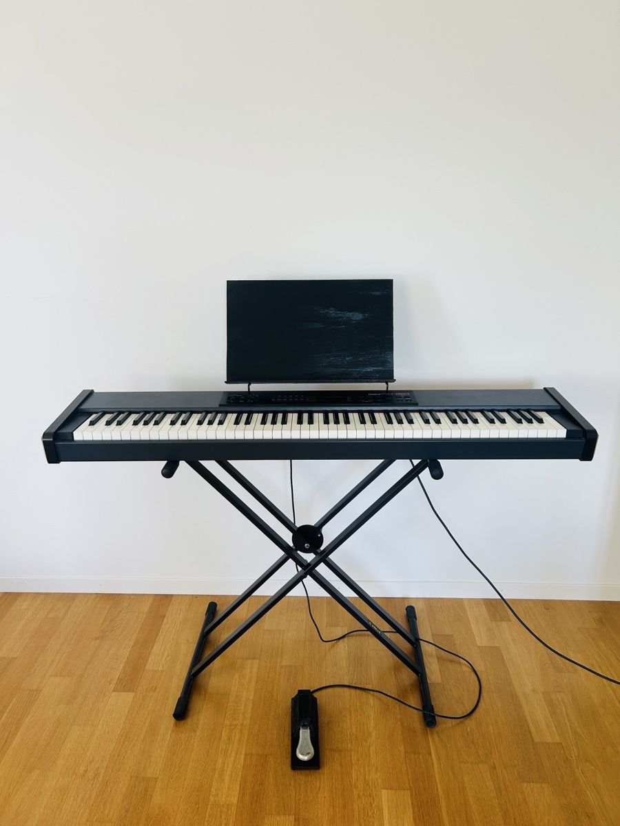 Roland Musikinstrumente: Digitales Klavier, Roland RD 150 E-Piano – Gebraucht aus Rapperswil SG von so__lga