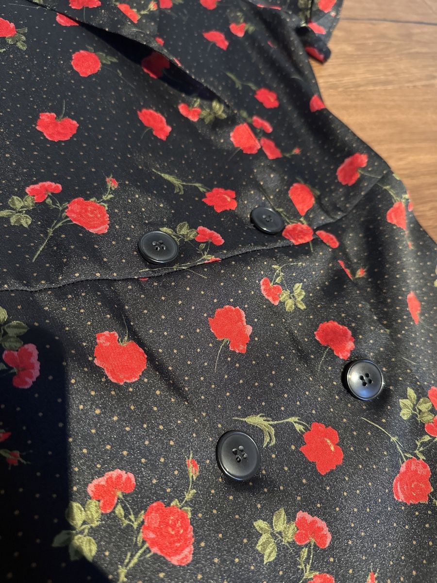 Zara Vestiti: Jumpsuit mit Rosenmuster Gr. 34 – Usato da Oberneunforn venduto da Nir2yh 2