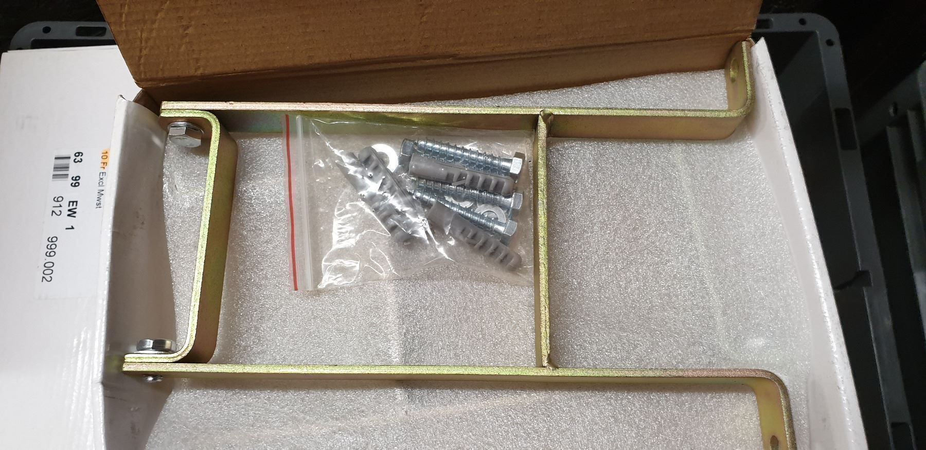 Heizgeräte: Set fixations collecteur chauffage – Neu und originalverpackt aus Lausanne von bodi000 4