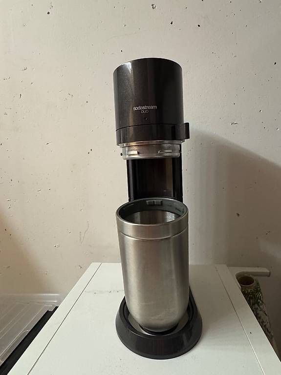 Küchengeräte: Sodastream DUO black mit Flaschen – Gebraucht aus Luzern von el_duende 1