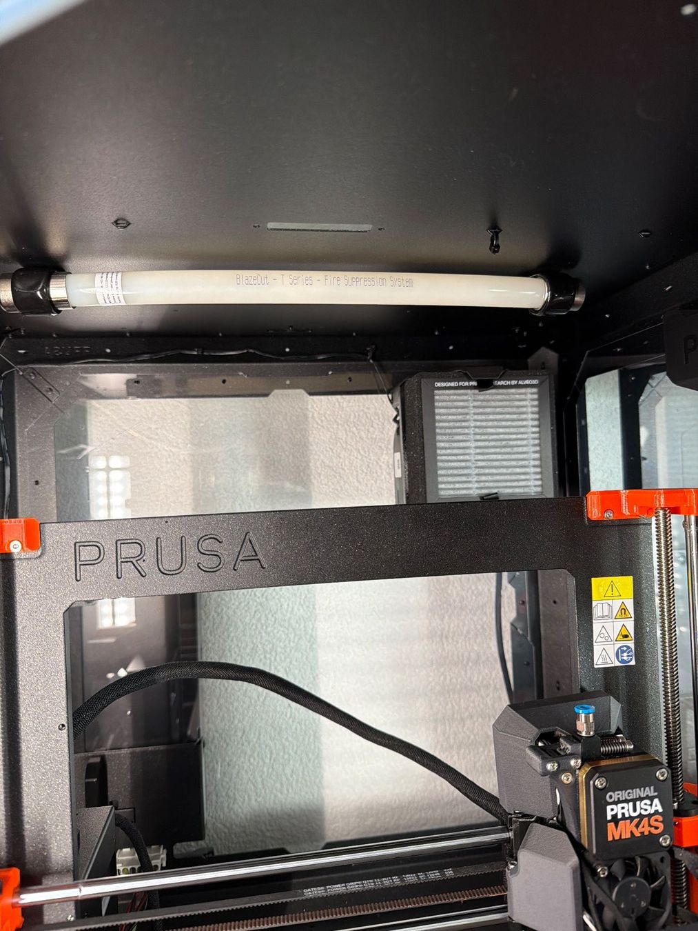 Prusa Stampanti 3D: Prusa MK4s avec Enclosure et accessoires – Usato da Delémont venduto da SeidBen 1