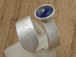 spezieller Saphir Ring Silber 999 + MP Einzelstück Gr. 54