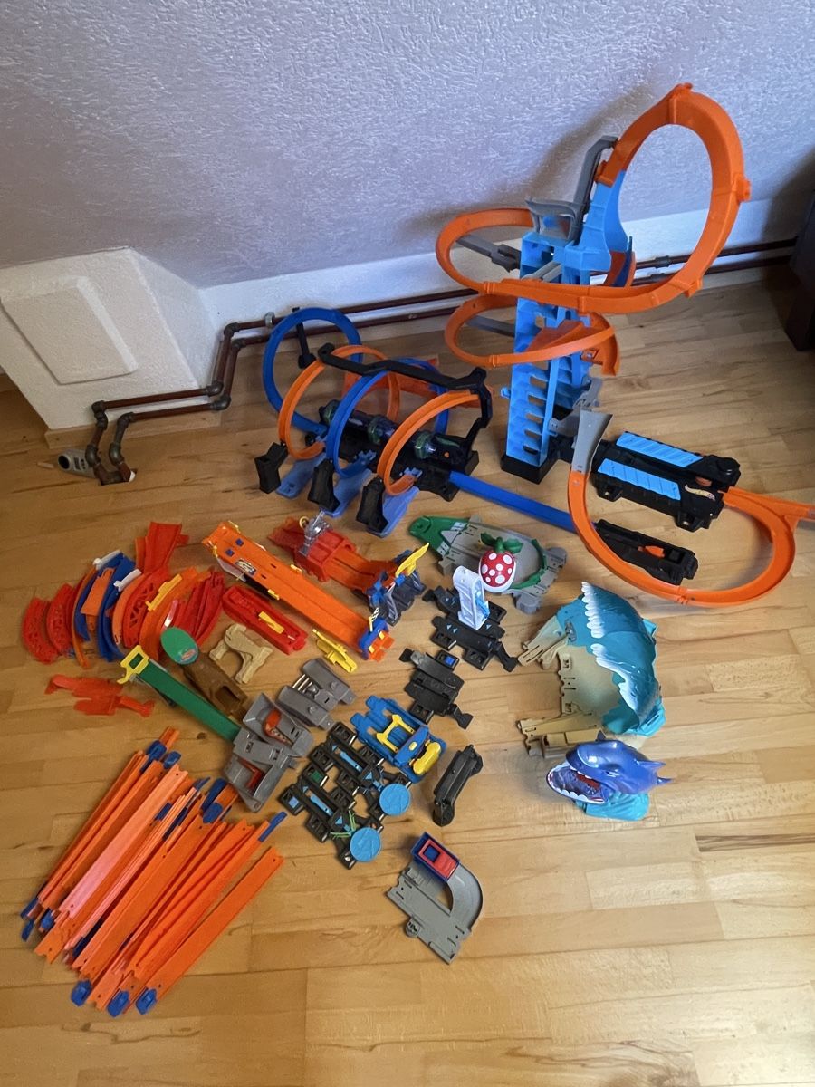 Hot Wheels Giocattoli: Hot Wheel Bahnen – Usato da Uster venduto da 98Mike86 1