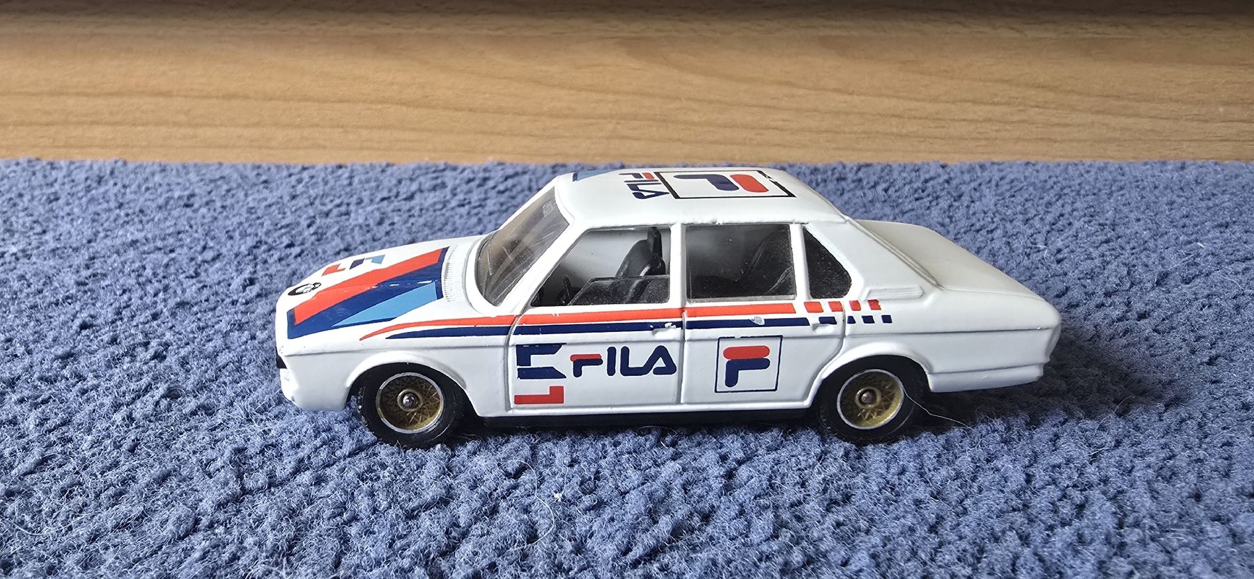 BMW Modellini d'auto: BMW 530 – Nuovo (secondo la descrizione) da Merligen venduto da SwissMini27 4