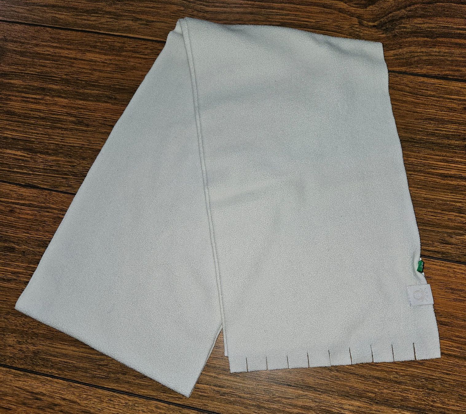 Benetton Sonstige Mädchenkleider: **BENETTON** Fleece Schal Gr. 110 - 140 – Gebraucht aus Buchrain von regenblume3