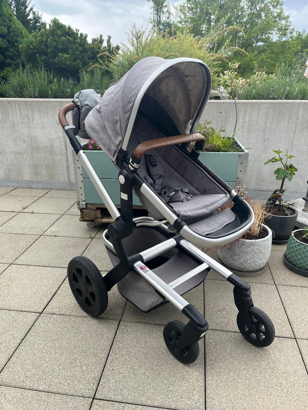 Joolz Carrozzine: Kinderwagen - Joolz Day 3 Studio - Amazing Grey – Usato da Sissach venduto da Roby_85 5