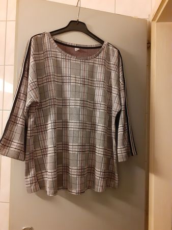 Damen Pullover kariert mit Streifenmuster grau schwarz Gr 48