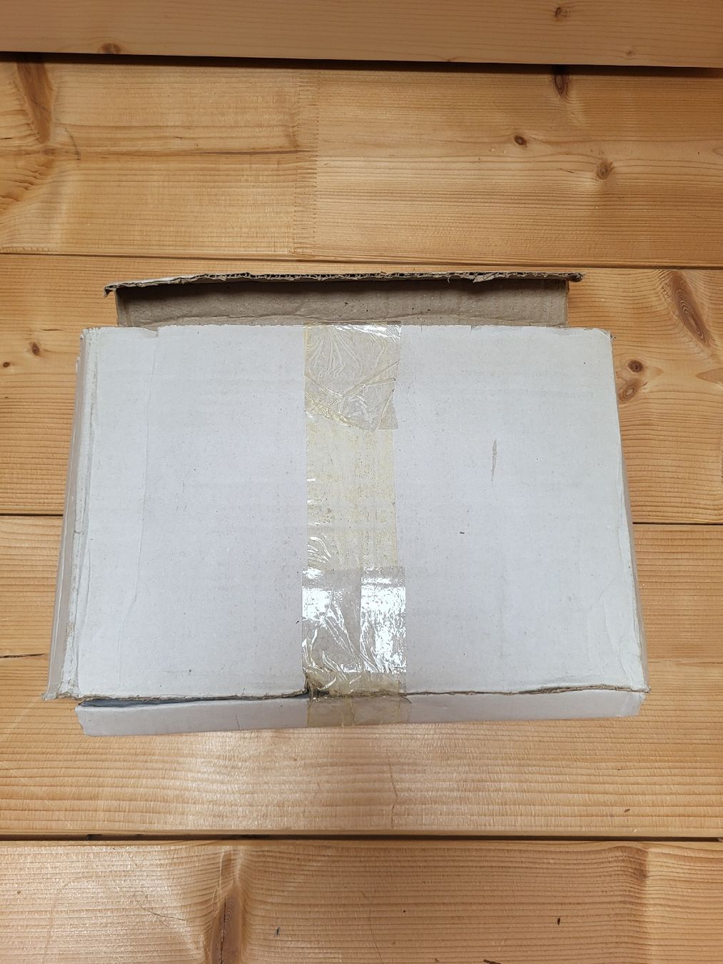Geschirrsets: 3 Keramikschalen mit Weidenkorb – Neu (gemäss Beschreibung) aus Zweisimmen von Adorable 4