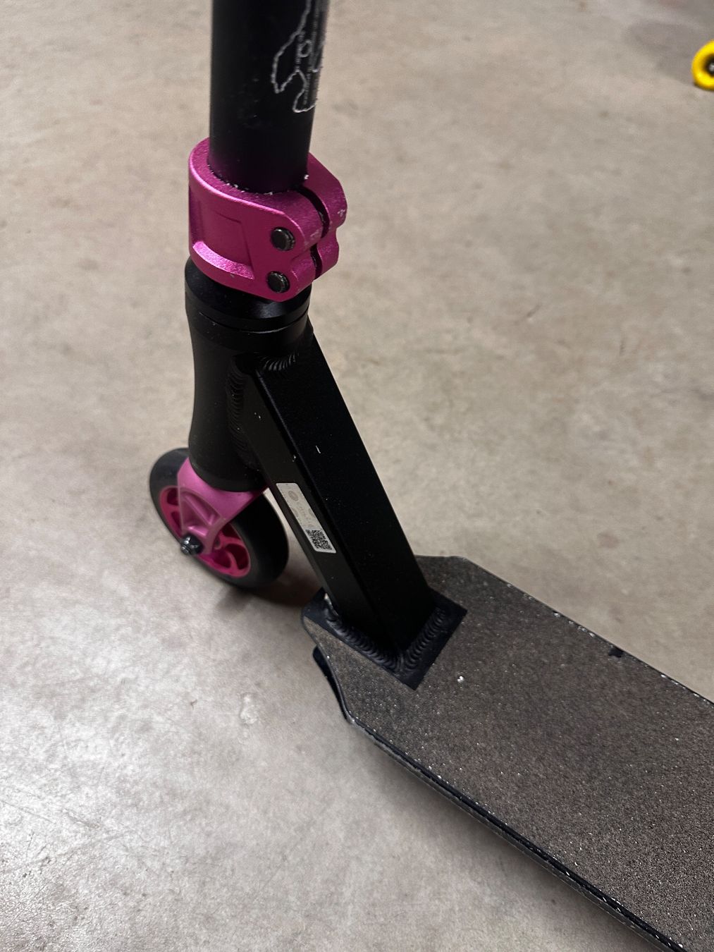 Chilli Kickboard: CHILLI PRO SCOOTER 3000 - BLACK/PINK – Usato da Büetigen venduto da Sandro3285 4