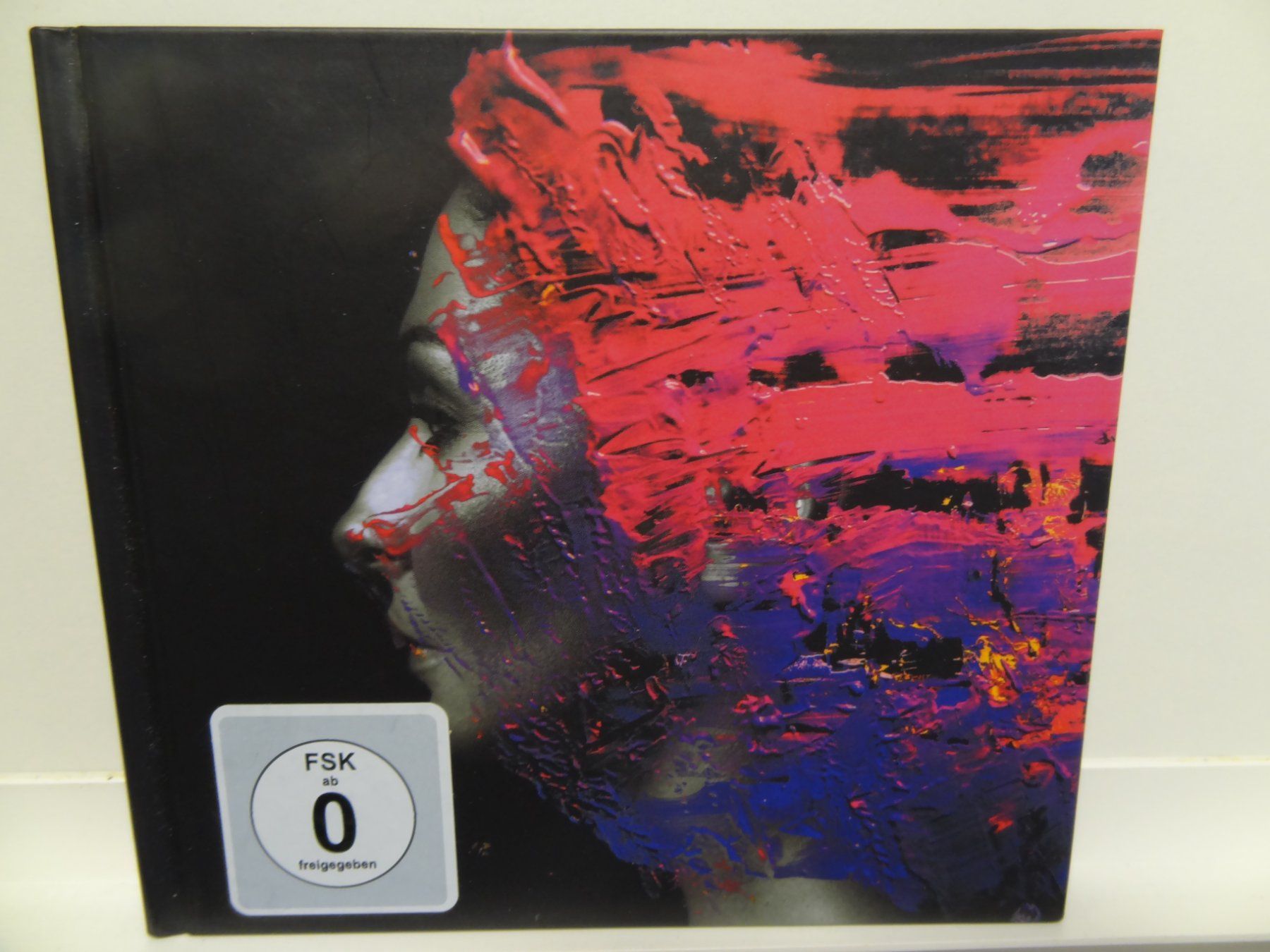 CDs: Steven Wilson - Hand. Cannot. Erase.  CD-DVD Limited Edition – Gebraucht aus luzern von musicandart