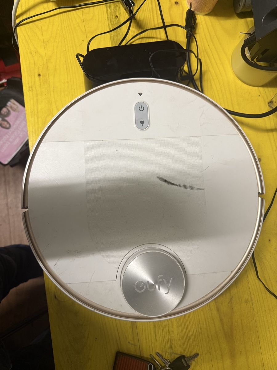 Eufy Aspirapolveri & Accessori: Eufy RoboVac - Saugroboter – Usato da Birsfelden venduto da mah_6yvz 2