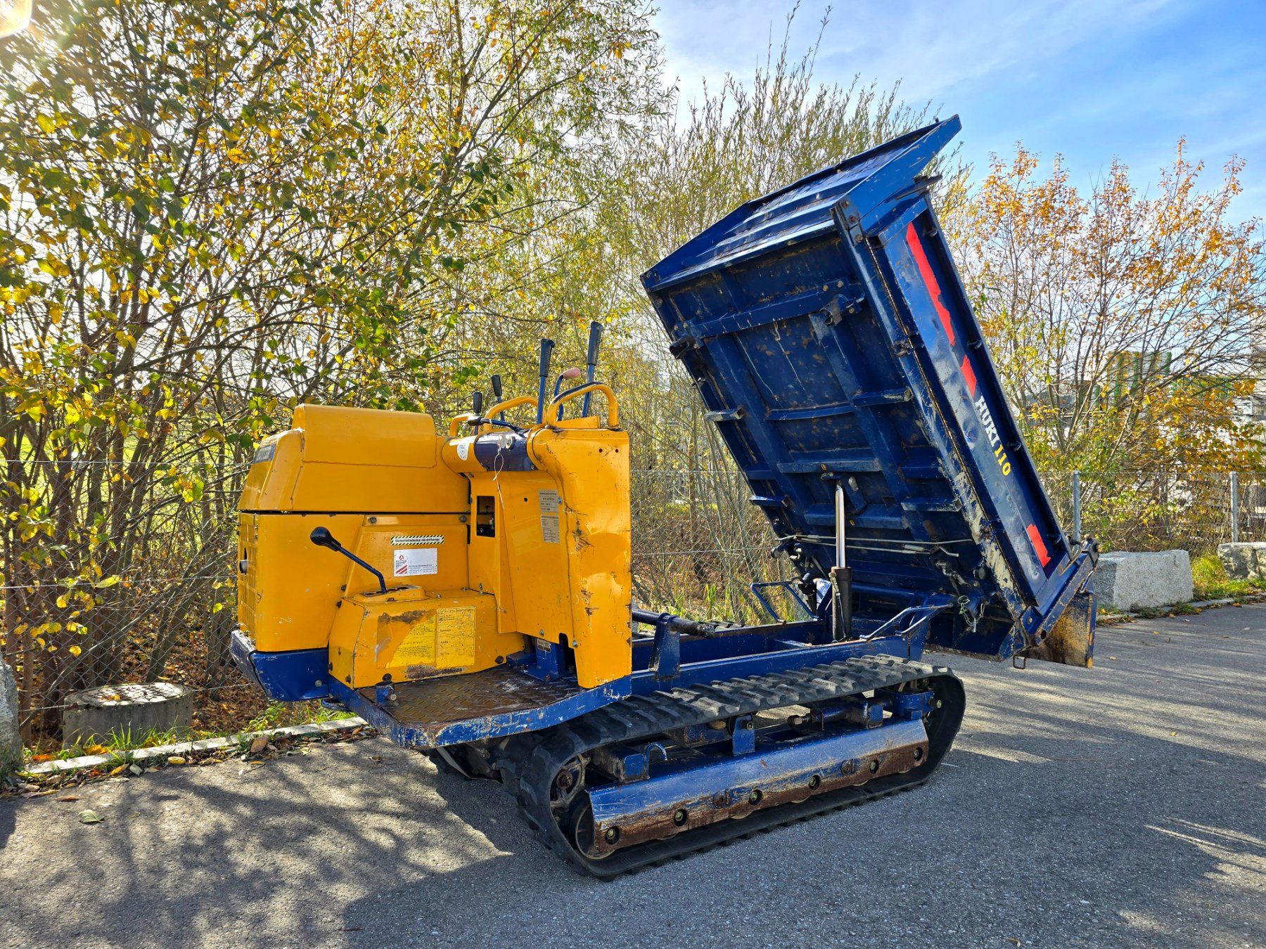 Tutte le macchine: Raupendumper Huki 110 D // 3-Seiten Kipper – Usato da Reinach AG venduto da Seeblick.24 1