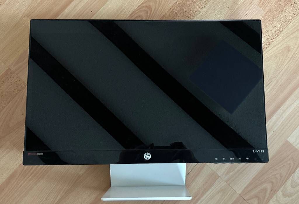 Monitore: HP Bildschirm Envy23 – Gebraucht aus Herisau von angelaled