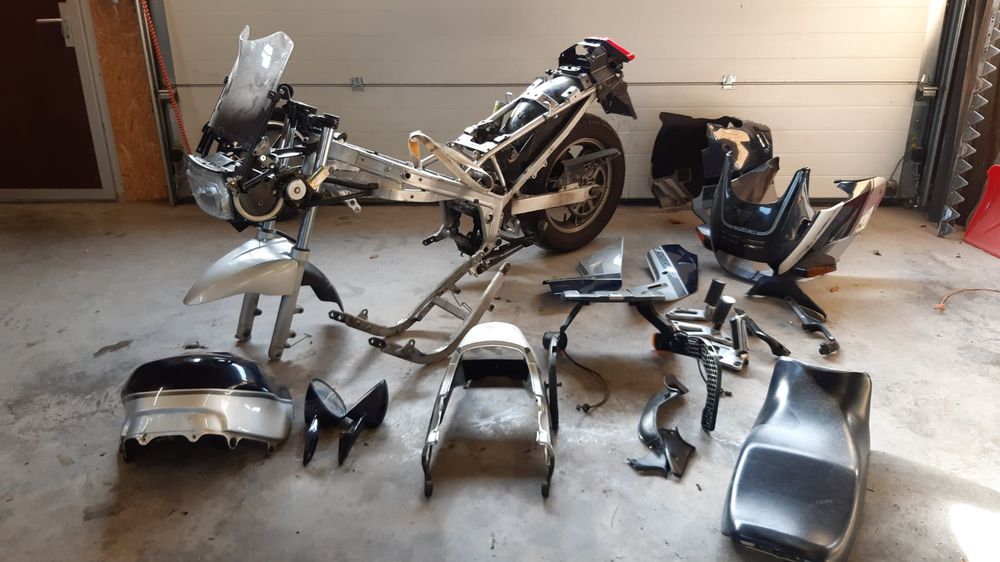 Suzuki Gsx F Teile Kaufen Auf Ricardo