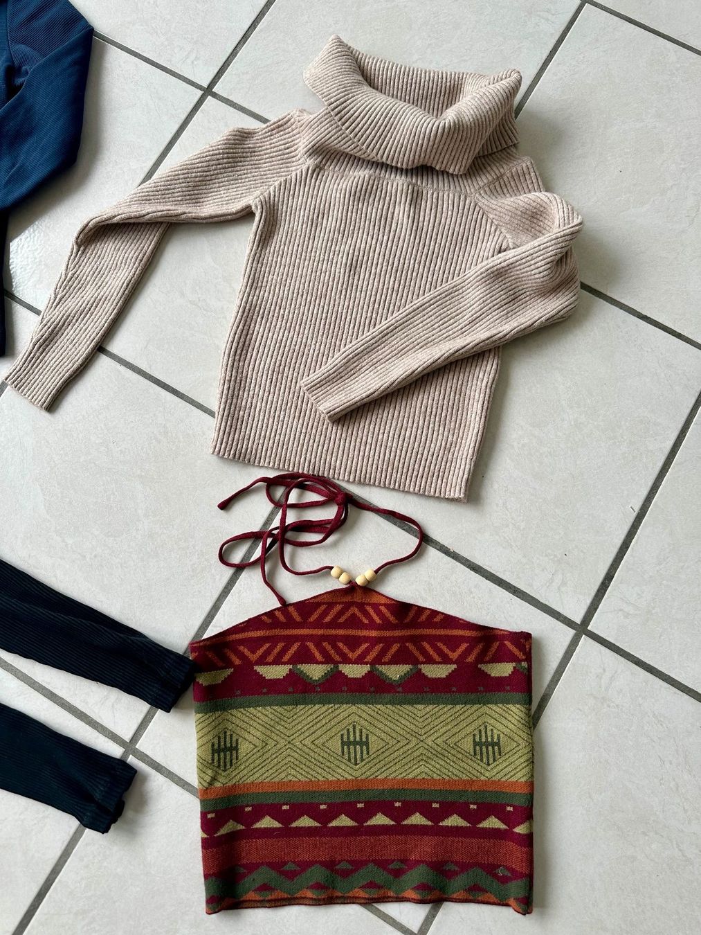 Lotti & Set di vestiti: Kleiderpaket Mädchen Gr.S (Gr.176) – Usato da Jonschwil venduto da Tschibo73 2