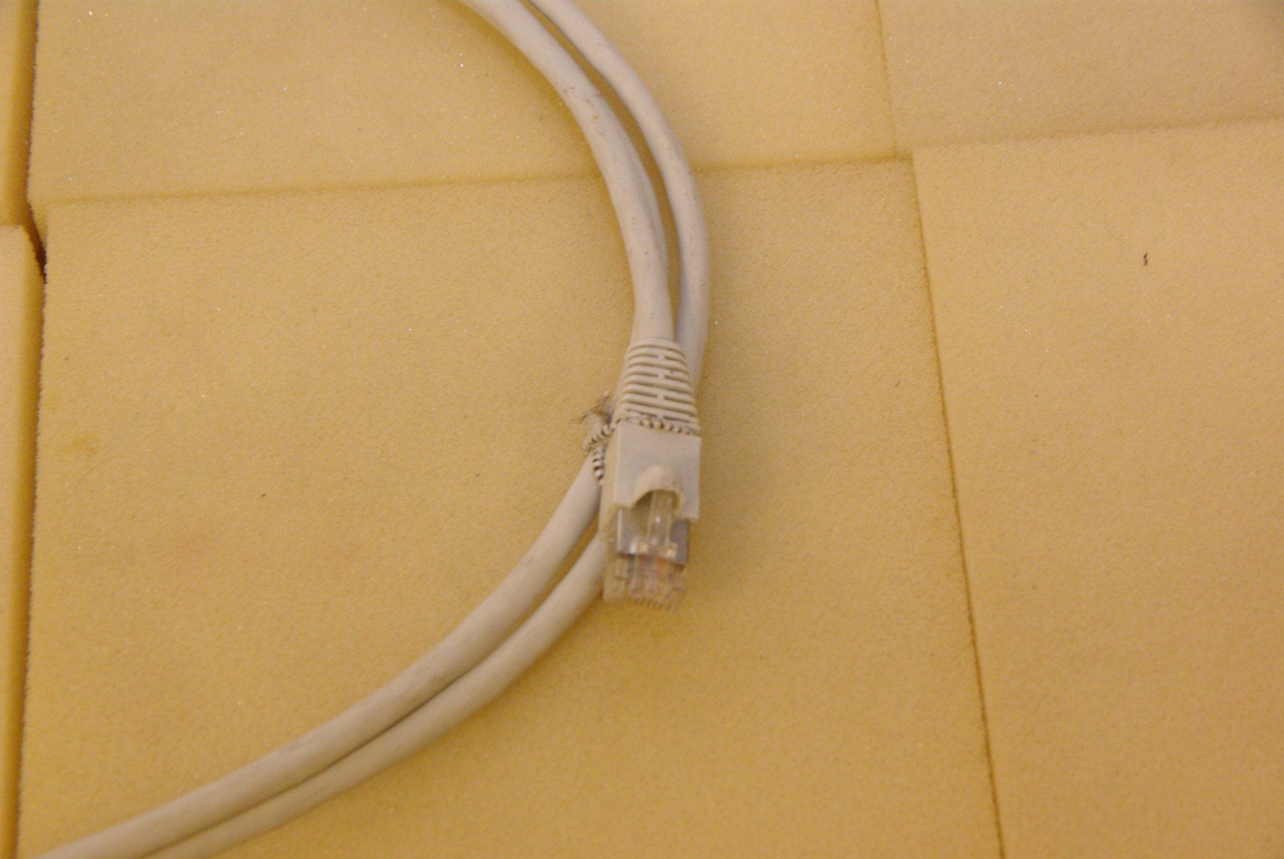 Dätwyler Cavi: Netzwerkkabel Dätwyler Uninet flex 4P, grau – Usato da Herisau venduto da Cevianer1844 1