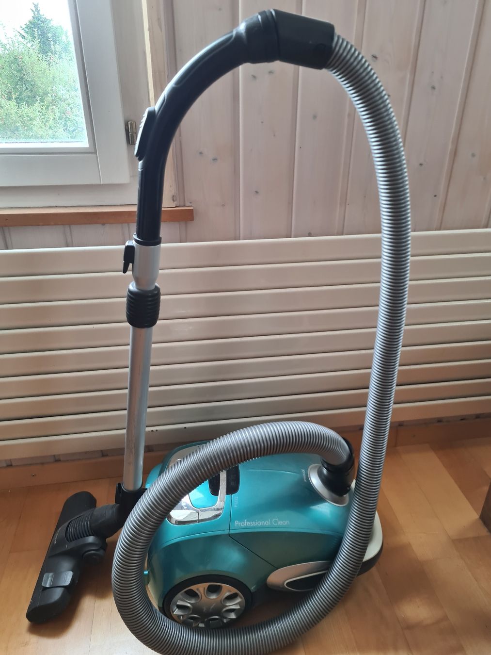 Aspirapolveri & Accessori: Staubsauger – Usato da Waldkirch venduto da Hypertenuse