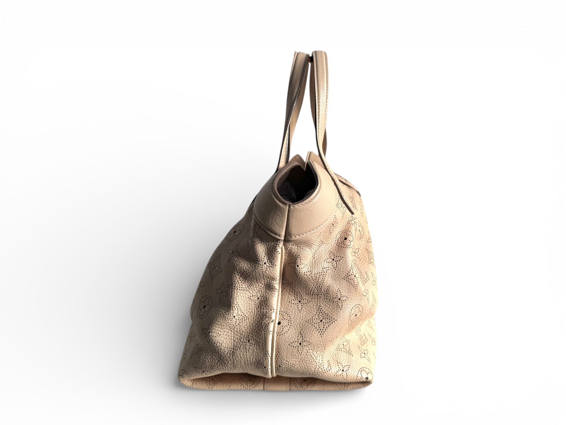 Louis Vuitton Borse da donna: LOUIS VUITTON Mahina Cirrus PM Tasche – Usato da Kriens venduto da hannaandkiko 2