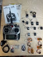 Spektrum DX8 Fernsteuerung mit Empfängern und Zubehör