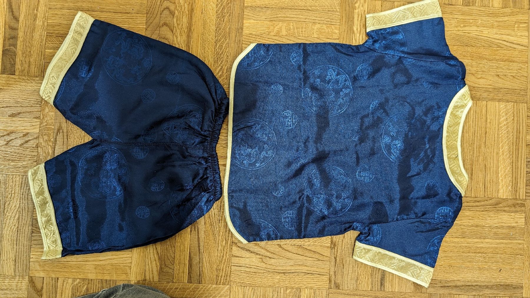 Costumi: Fasnachtskostüm Asia, ca. 92/98 – Usato da Pfäffikon ZH venduto da karukaru 2