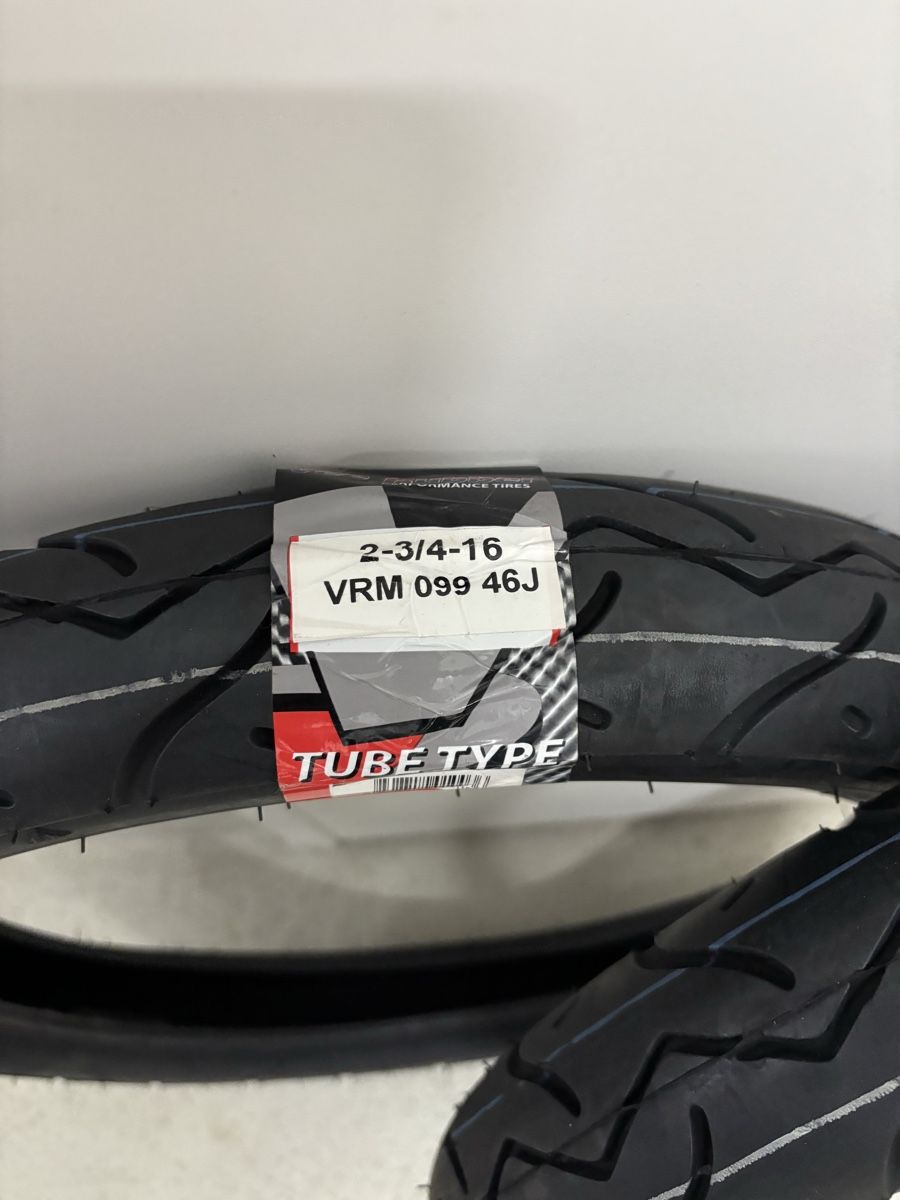 Pneumatici & Ruote complete: 2 Neue Mofa Reifen Vee Rubber – Nuovo e nell'imballaggio originale da Hünenberg venduto da Trade18 1