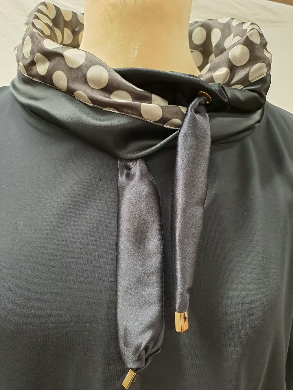 Pulls & Sweat-shirts: Pull MARC CAIN – D'occasion à La Chaux-de-Fonds par Emmaus2300CDF 7