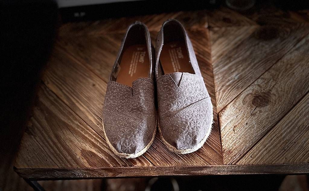 Scarpe da donna: Slippers TOMs suède – Usato da Lausanne venduto da ang_ks77