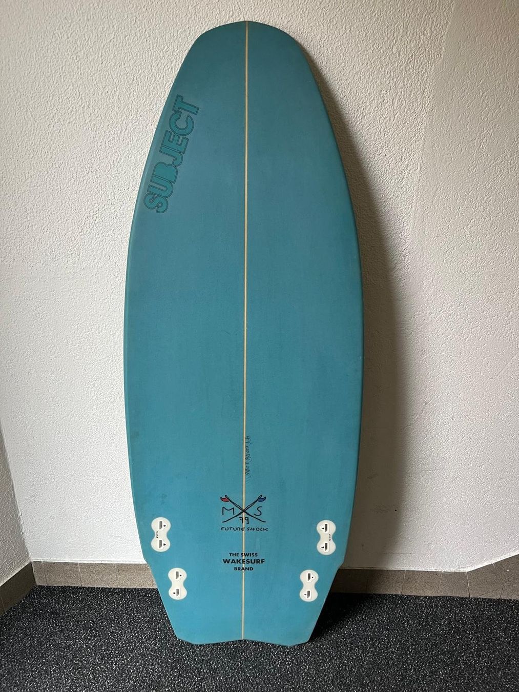 Surfboards & Schwimmbrette: Wakesurfboard Subject 4'7 – Gebraucht aus Zürich von Taj137 1