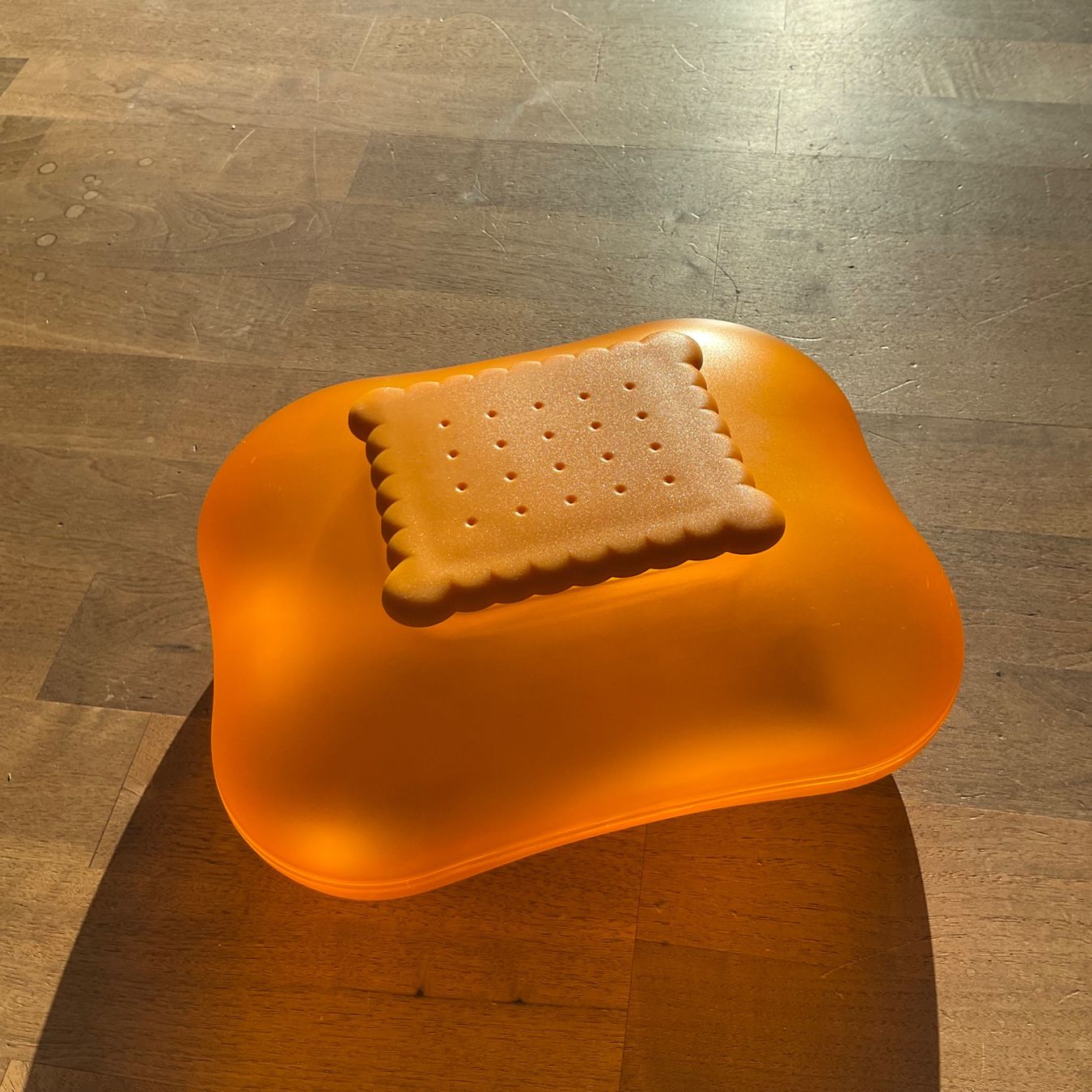 Alessi Contenitori & Simili: Alessi, Biscuit-Dose, orange – Usato da Wattwil venduto da Marlan3 1